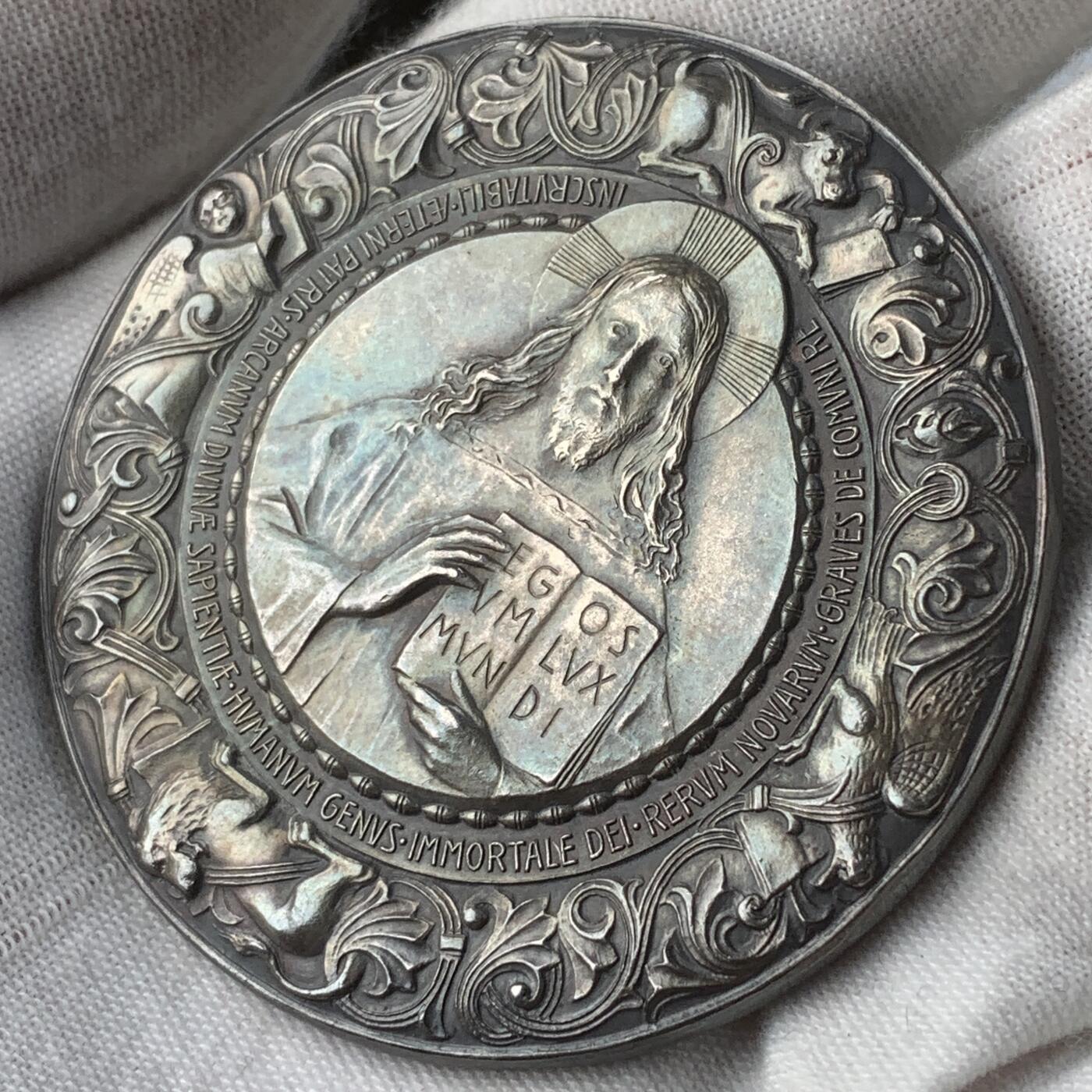 掌中浮雕-藏着的欧洲第056场 1902年教皇利奥十三世银章，A.cappuccio雕刻，52.5mm，74.1g，原盒