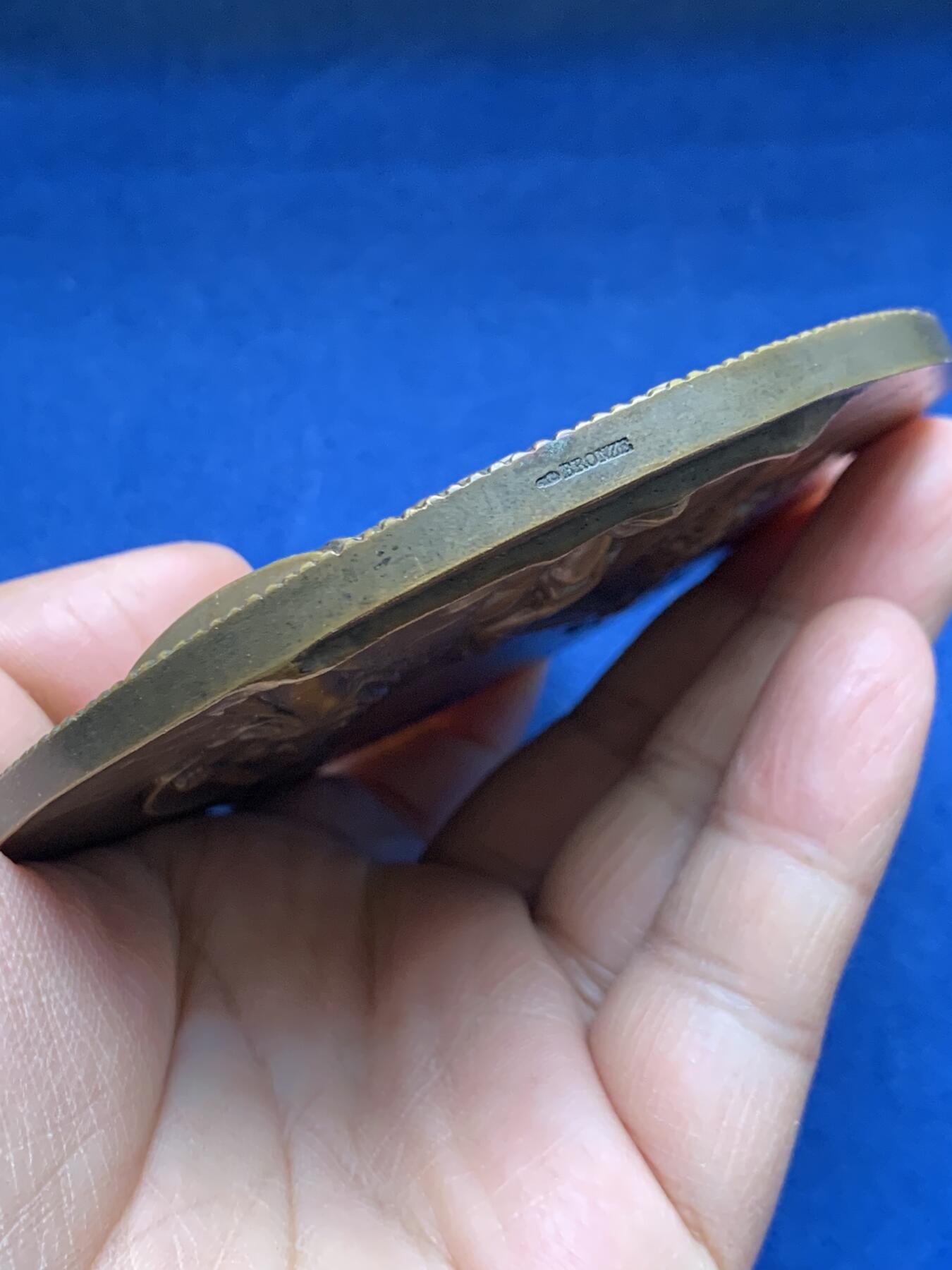 《竞宝斋》第474场 周日，周一 2场连拍 （全场包邮）欢迎送拍 亨利四世王太子二周年诞辰纪念超大铜章 复刻版 453.6克 100mm 丰饶角铜标