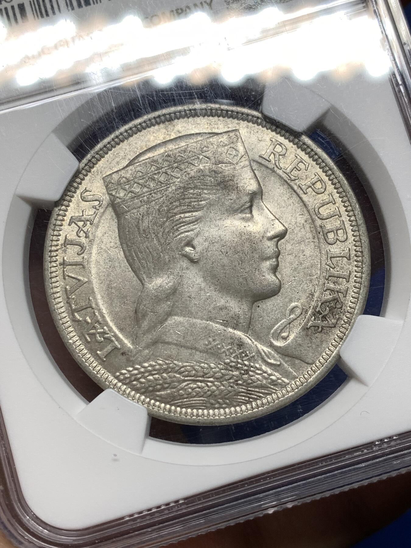 《竞宝斋》第474场 周日，周一 2场连拍 （全场包邮）欢迎送拍 NGC MS62 拉脱维亚1929年5拉特银币，该国经典通货银币，状态稳健，藏家优选品种