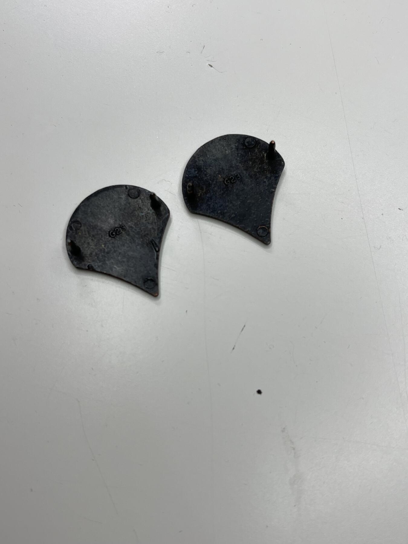 新时代收藏快速小拍 拍卖本周一线所得新货 欢迎关注 美军领章一堆 作打火机贴章合适