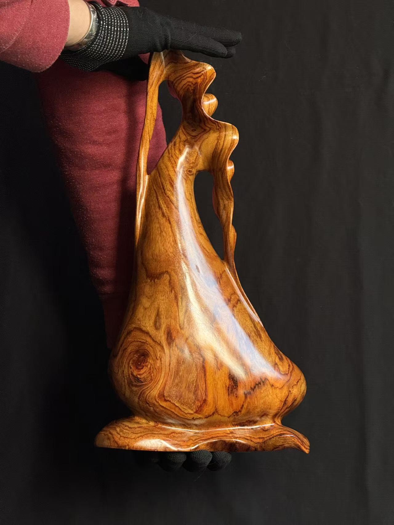 零元拍：越南黄花梨钱袋子大摆件，满花精工。尺寸约：39/19.5/6CM。