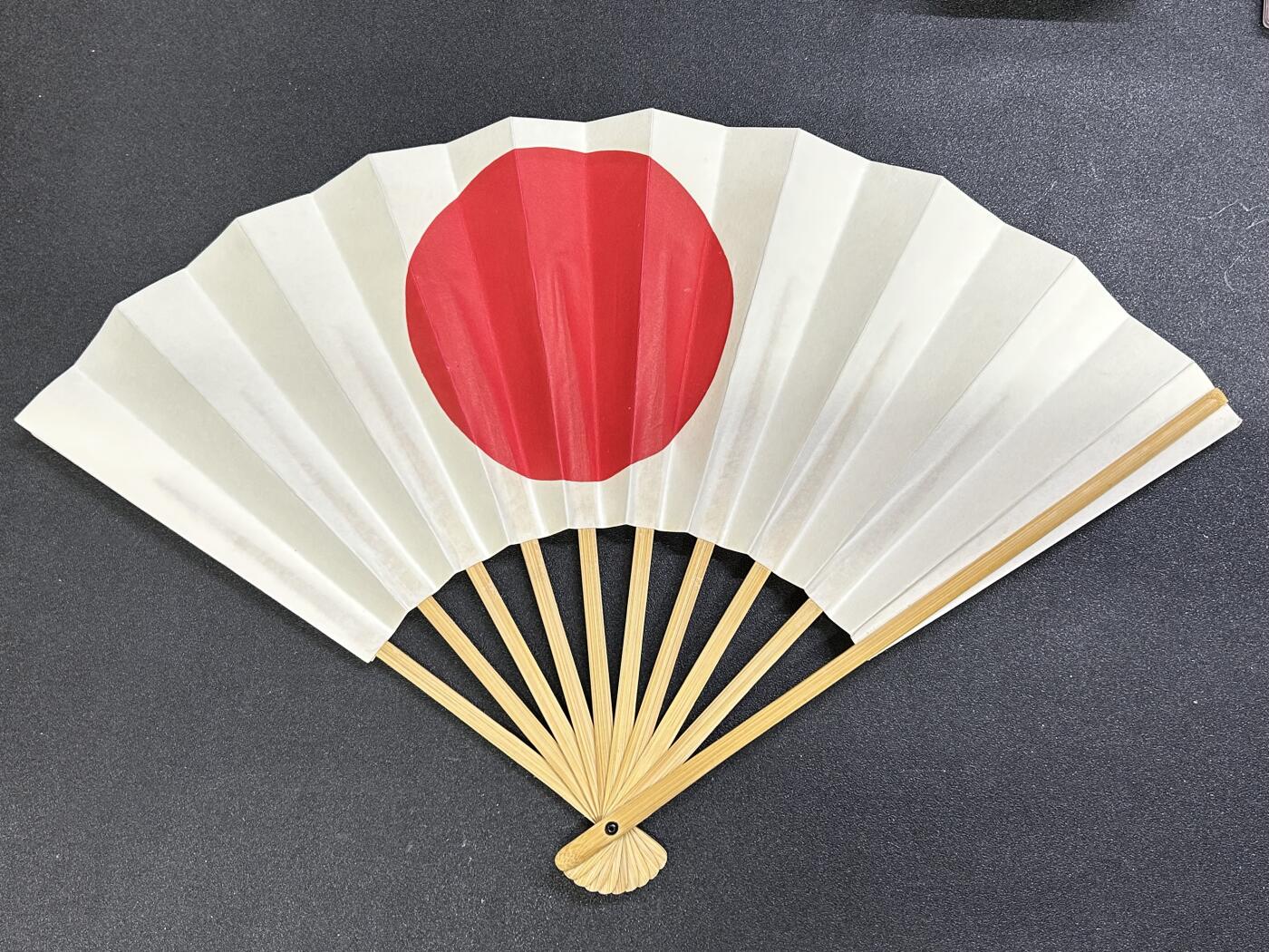 西秦中古拍卖第八十一期  不忘历史·抗战收藏 日军狗皮膏药扇子