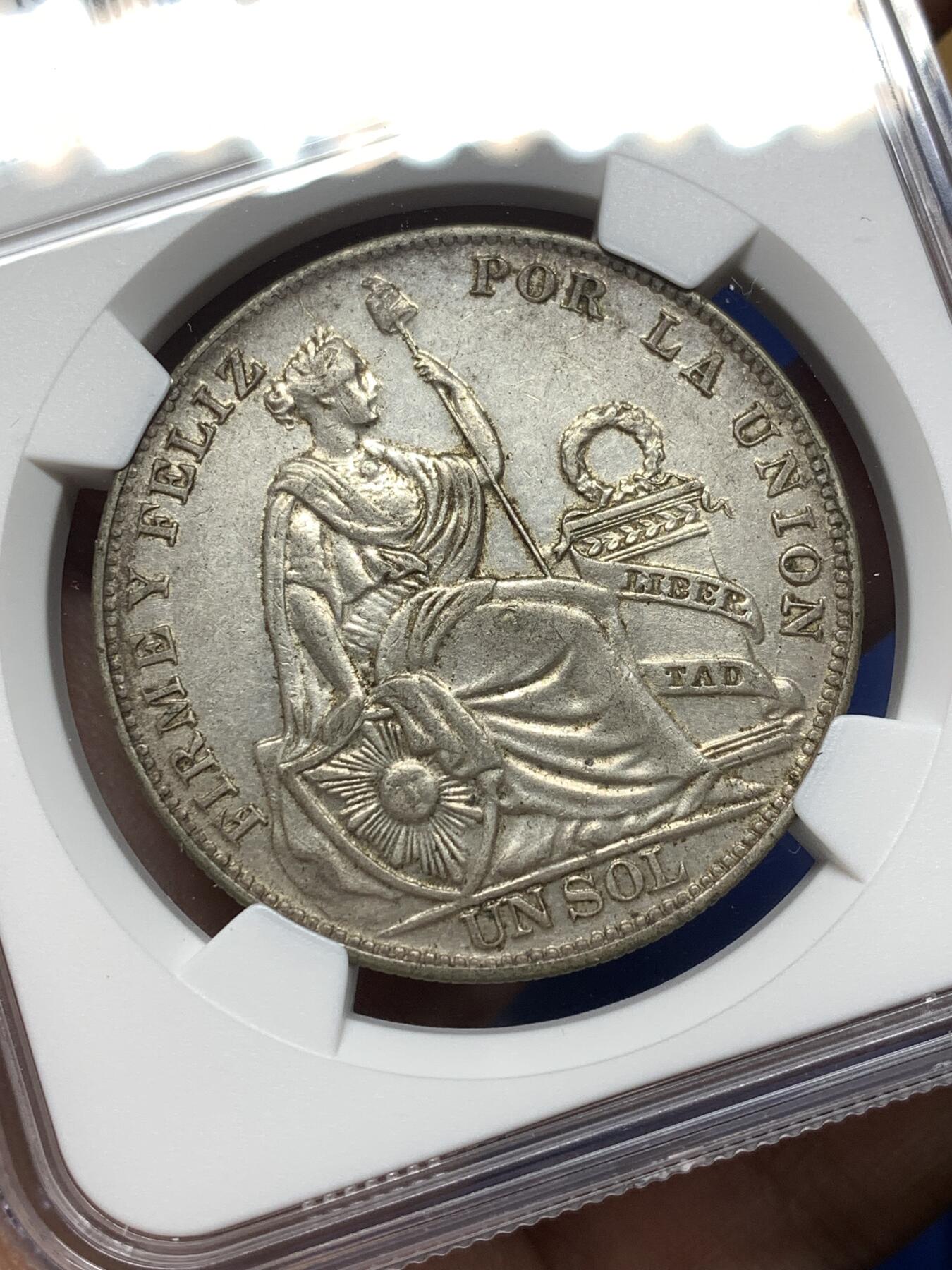 《竞宝斋》第474场 周日，周一 2场连拍 （全场包邮）欢迎送拍 NGC AU50 秘鲁1935年坐人女神1索尔银币