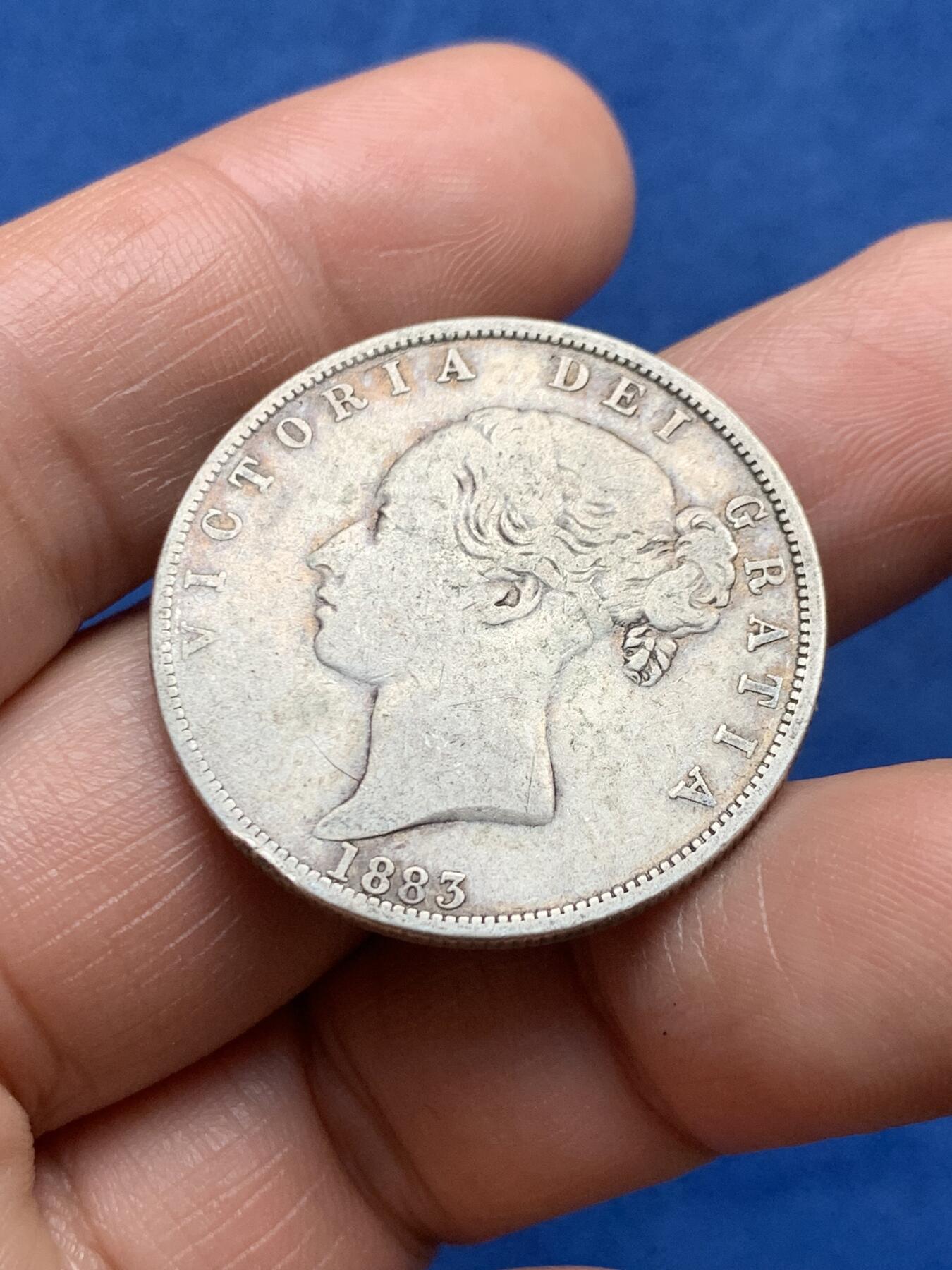 《竞宝斋》第474场 周日，周一 2场连拍 （全场包邮）欢迎送拍 英国1883年维多利亚1/2克朗银币