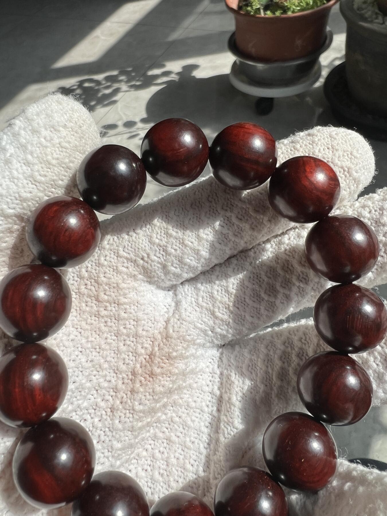 零元拍：小叶紫檀 1.5手串，果冻泥料，妥妥的高油高密，檀香宜人