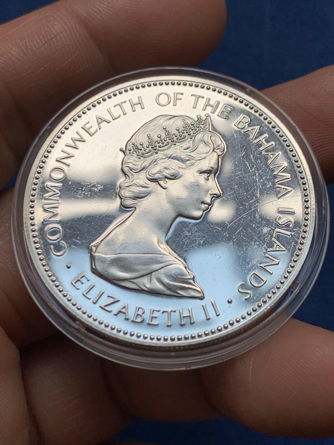 《竞宝斋》第474场 周日，周一 2场连拍 （全场包邮）欢迎送拍 巴哈马1972年伊丽莎白二世2元银币 925银 29.55克