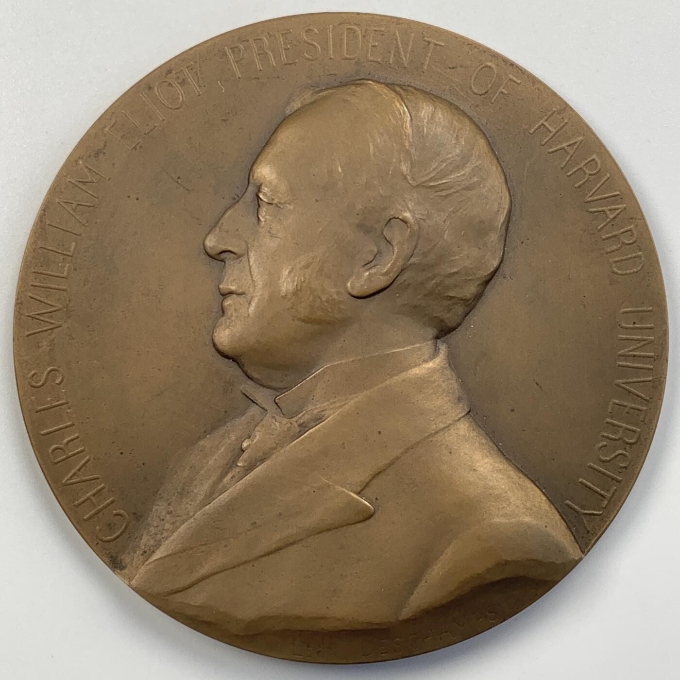 掌中浮雕-藏着的欧洲第056场 1907年哈佛大学校长查尔斯·威廉·埃利奥特纪念铜章，81mm，原盒