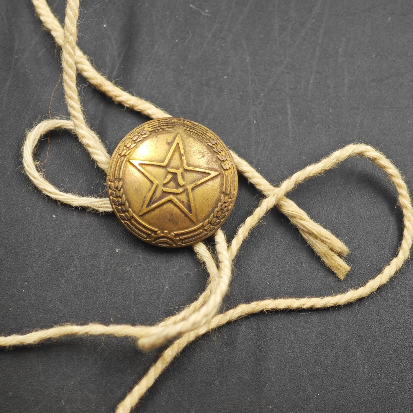 3月24日结束，成斌徽章钱币专场（明天继续更新） 新中国50年代军扣