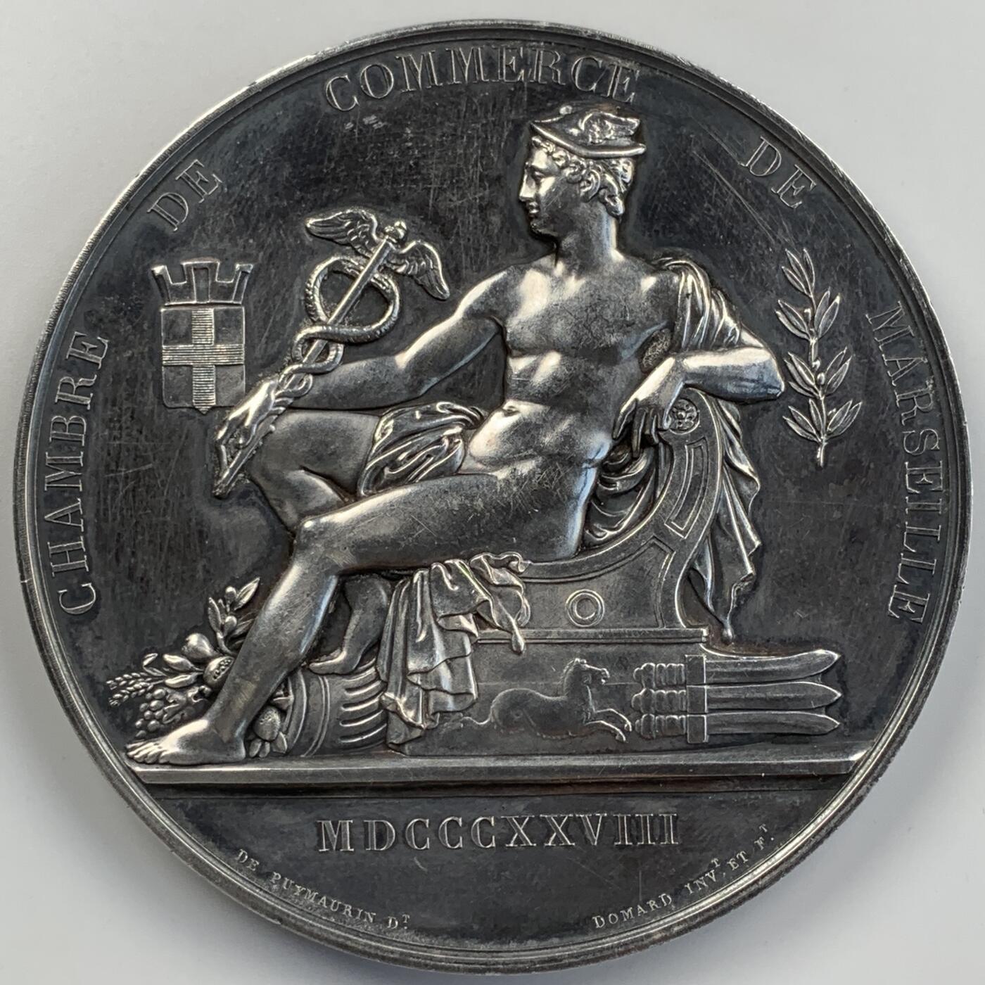 掌中浮雕-藏着的欧洲第056场 1863年法国马赛商会大银章，74mm，225.5g，原盒变形有破损