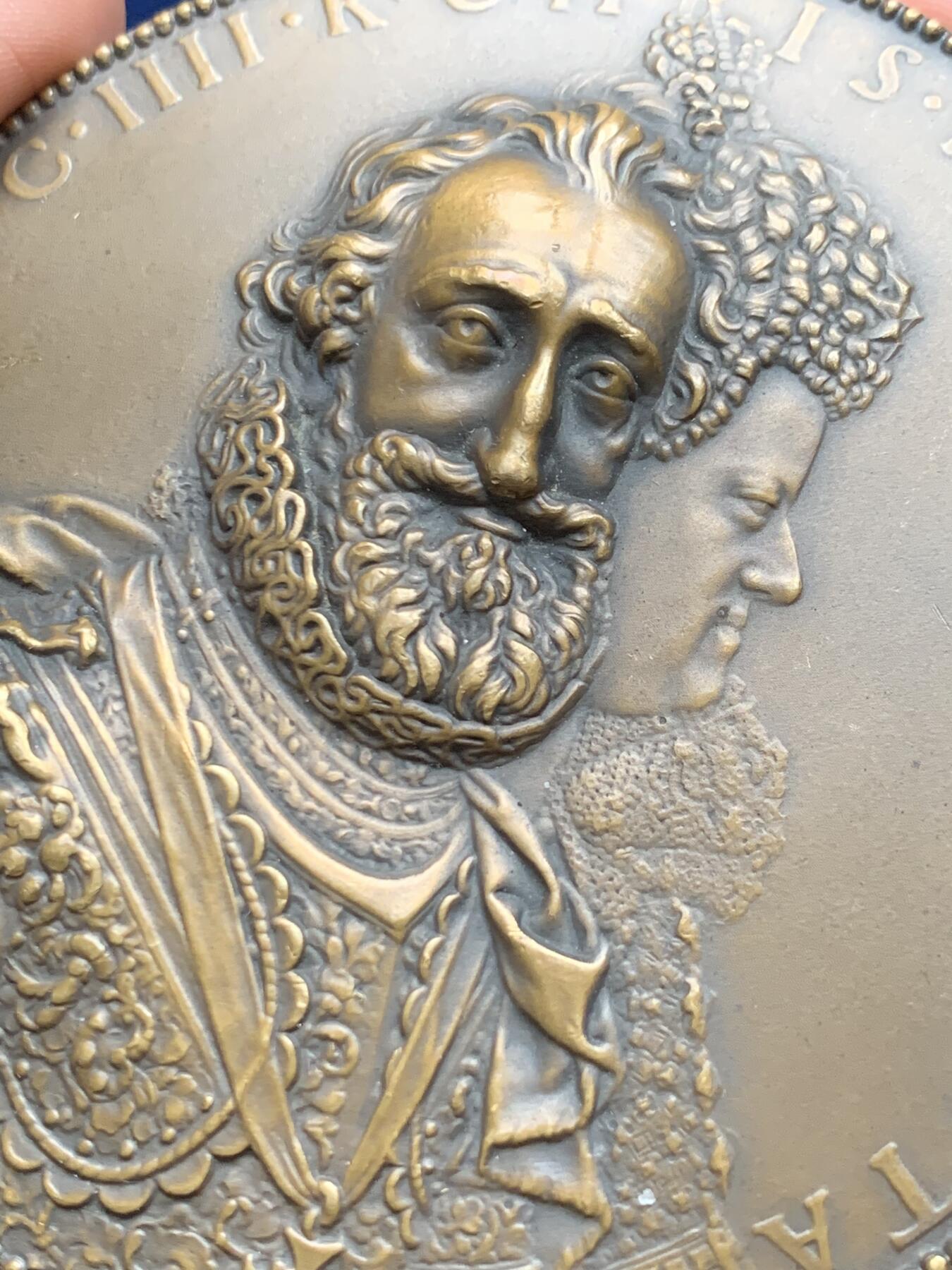 《竞宝斋》第474场 周日，周一 2场连拍 （全场包邮）欢迎送拍 亨利四世王太子二周年诞辰纪念超大铜章 复刻版 453.6克 100mm 丰饶角铜标