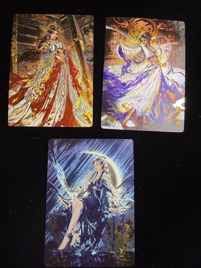 奇点卡牌限时专场 新品 亲签 限编 所有卡牌独家赞助 部分卡牌支持多宫 流拍商品会循环上架 禁止小号扛价 拒绝套路 部分卡牌设有底价 大家放心拍！祝各位卡牌大佬名流身体健康！ - 奇点卡牌 宗Rich嫦娥 赵飞燕 武则天