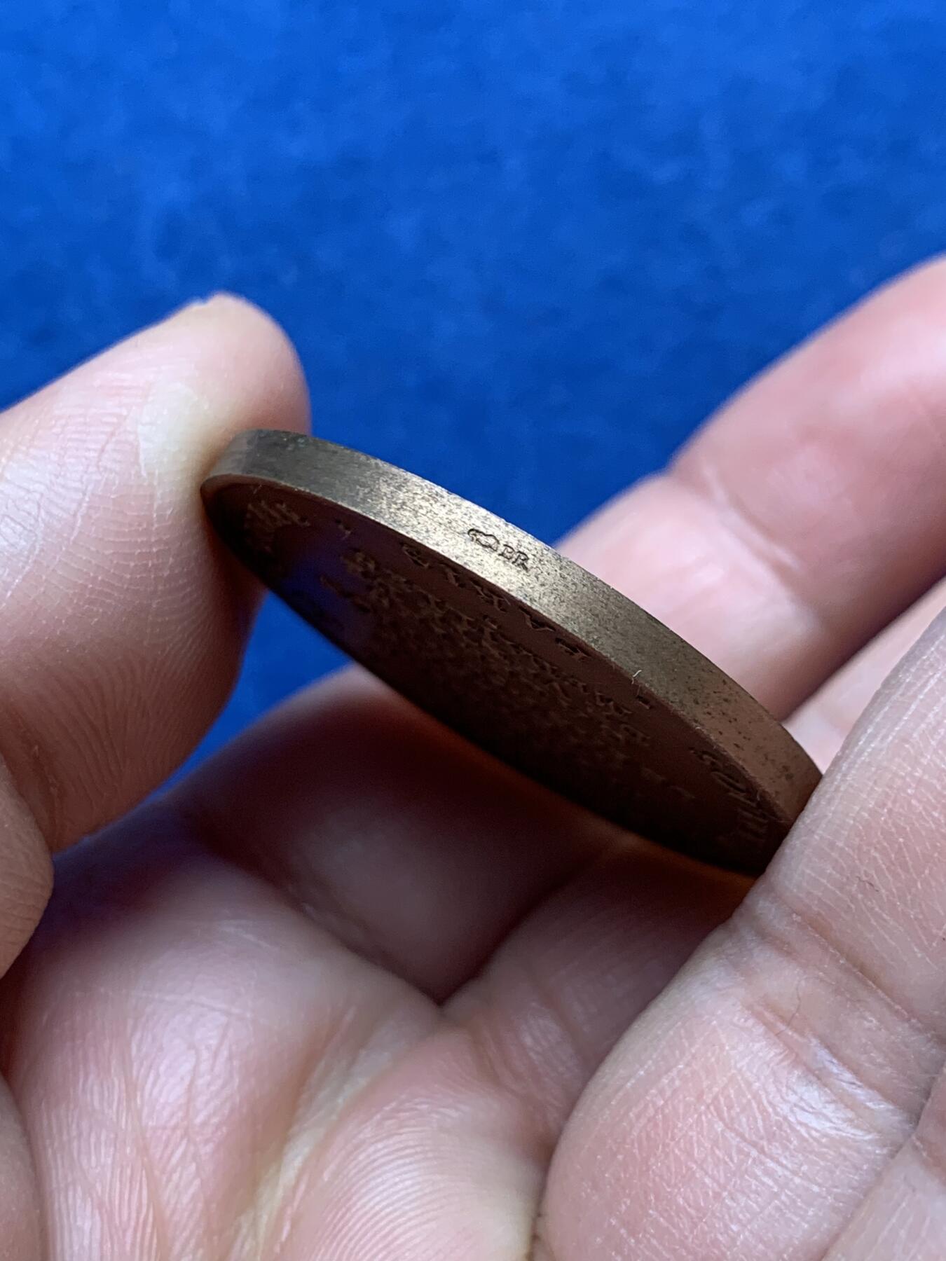 《竞宝斋》第474场 周日，周一 2场连拍 （全场包邮）欢迎送拍 法国巴黎造币厂参观纪念铜章 21.6克 35.6mm 丰饶角边铭