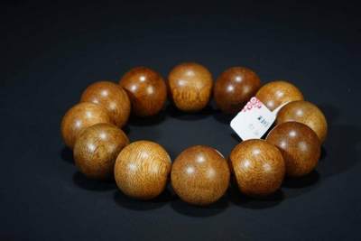 上海都达杂项专场五十八【全场包邮】  - 天然黄油格沉香2.0圆珠手串 附鉴定证书93-261