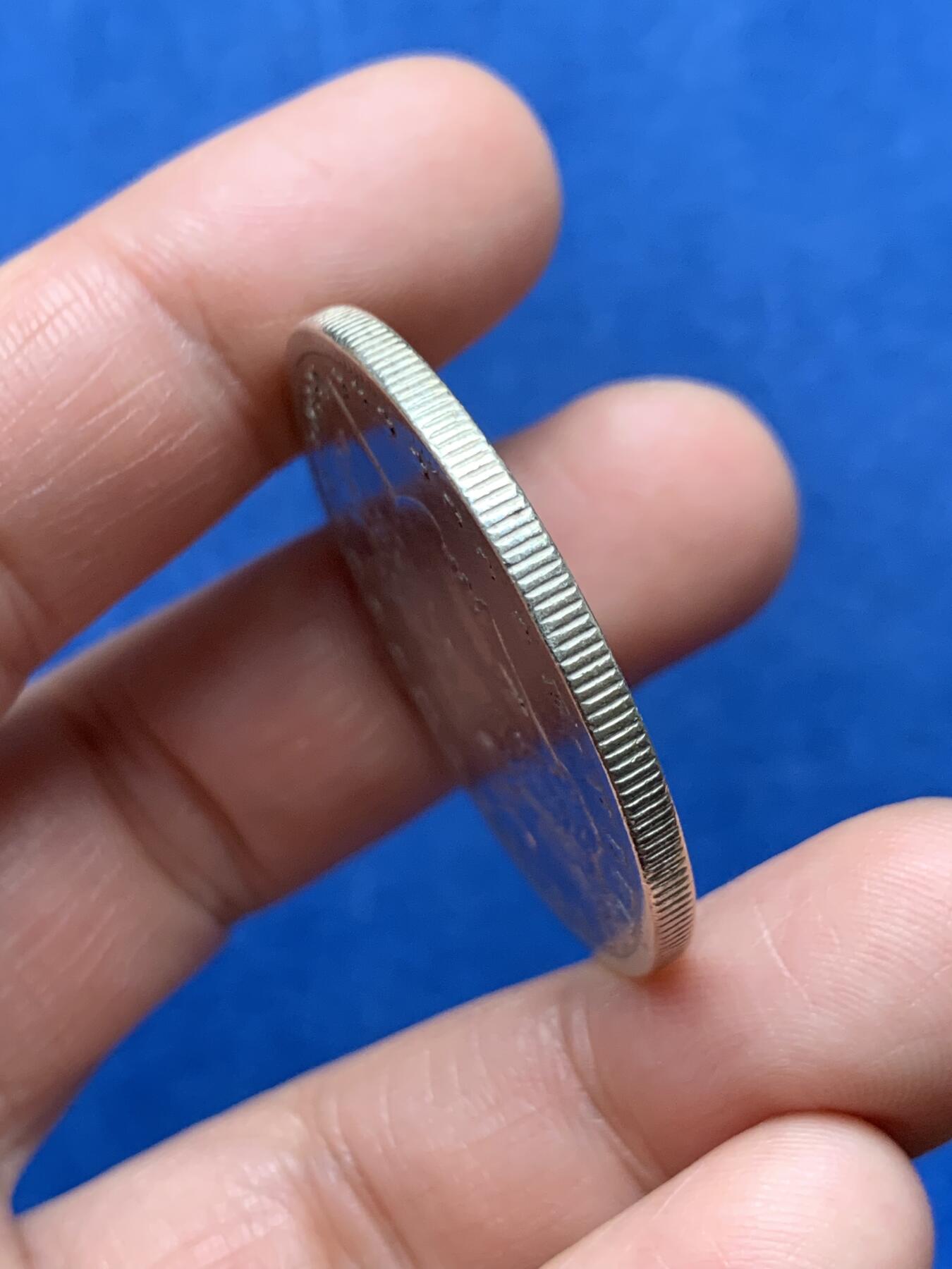 《竞宝斋》第474场 周日，周一 2场连拍 （全场包邮）欢迎送拍 美国1880年摩根1美元银币