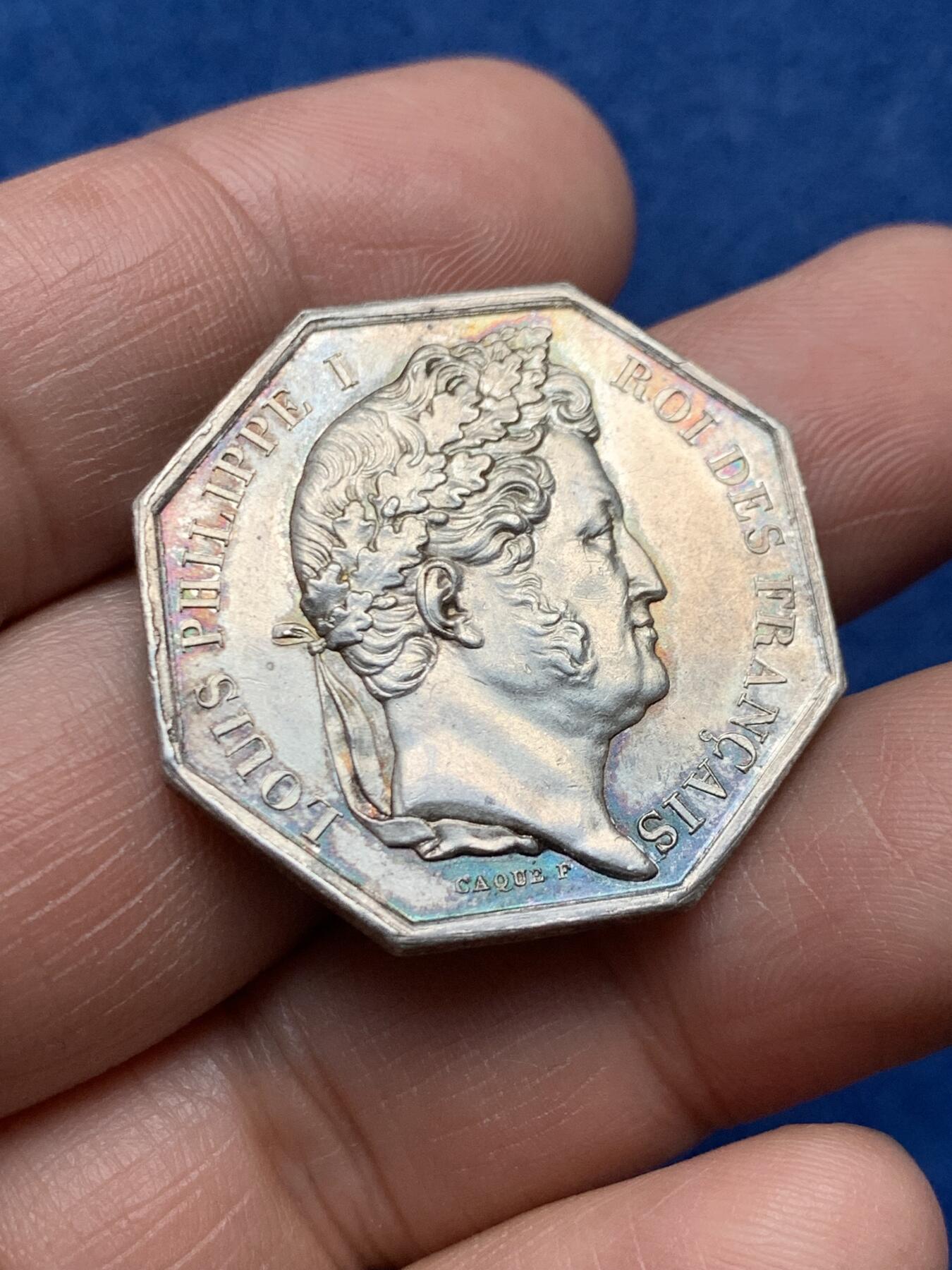 《竞宝斋》第474场 周日，周一 2场连拍 （全场包邮）欢迎送拍 法国北部中央卫生委员会八角银质代币，菲利普一世头像，油灯边铭，12.72克，30.5mm