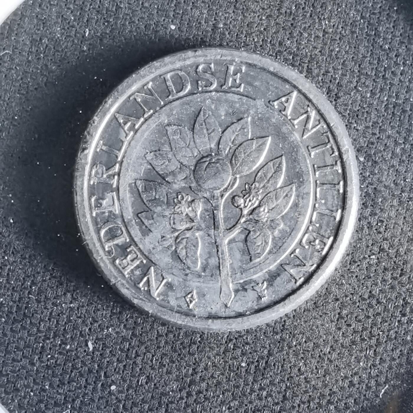 沼泽如烟--第1033场 荷属安的列斯1993年一分