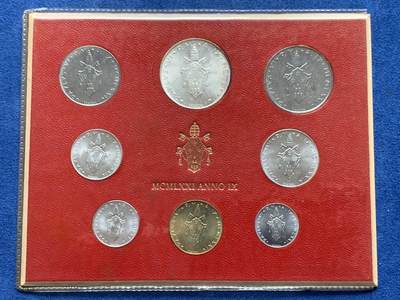 《竞宝斋》第474场 周日，周一 2场连拍 （全场包邮）欢迎送拍 - 梵蒂冈八枚装套币 带1枚500里拉银币