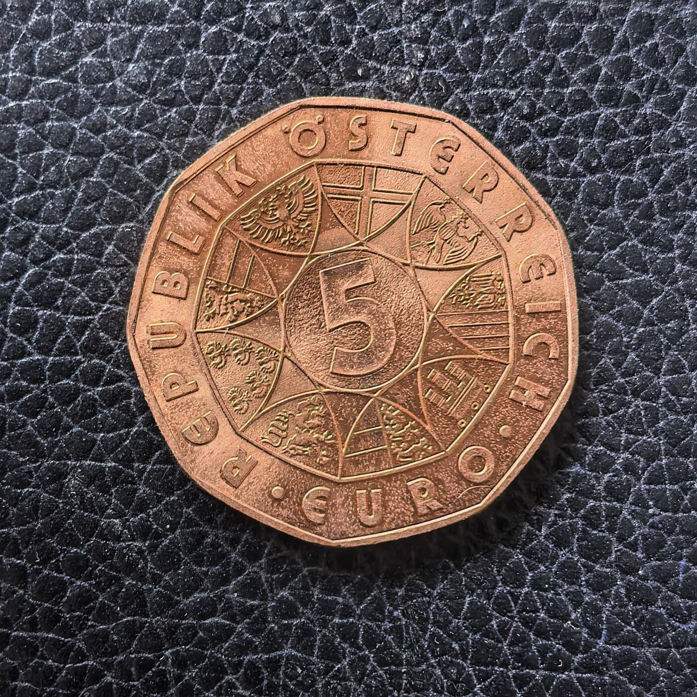 道一币馆币章第一百七十一场 奥地利2013年第四届慈善滑雪比赛5欧元纪念铜币