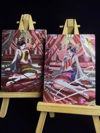 奇点卡牌限时专场 新品 亲签 限编 所有卡牌独家赞助 部分卡牌支持多宫 流拍商品会循环上架 禁止小号扛价 拒绝套路 部分卡牌设有底价 大家放心拍！祝各位卡牌大佬名流身体健康！ - 奇点卡牌 梦 金瓶梅 李瓶儿原色➕异色