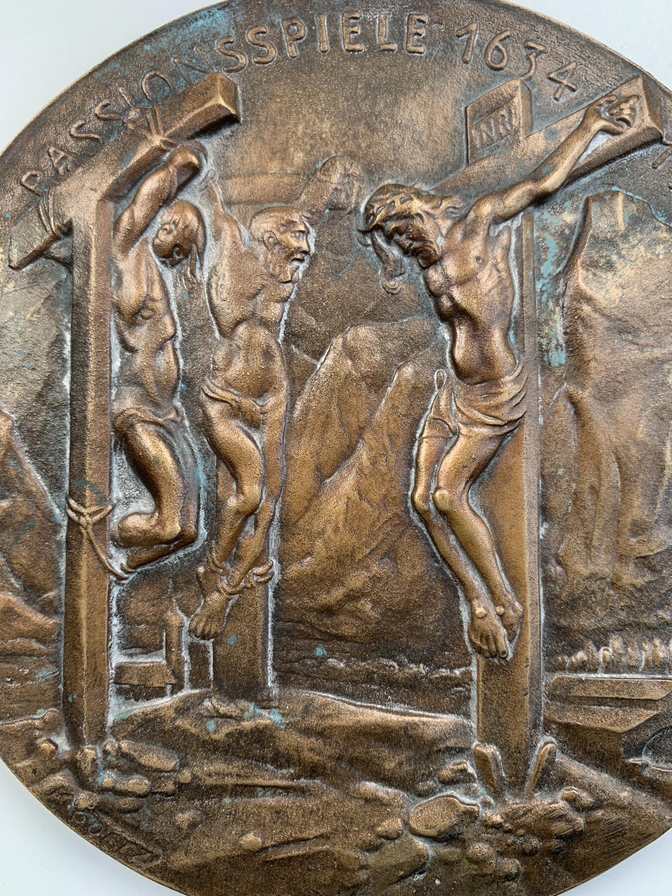 掌中浮雕-藏着的欧洲第056场 1934年巴伐利亚为纪念黑死病受害者演出《耶稣受难剧》300周年纪念单面铜章，（首演于1634年），138mm，大师卡尔哥茨作品