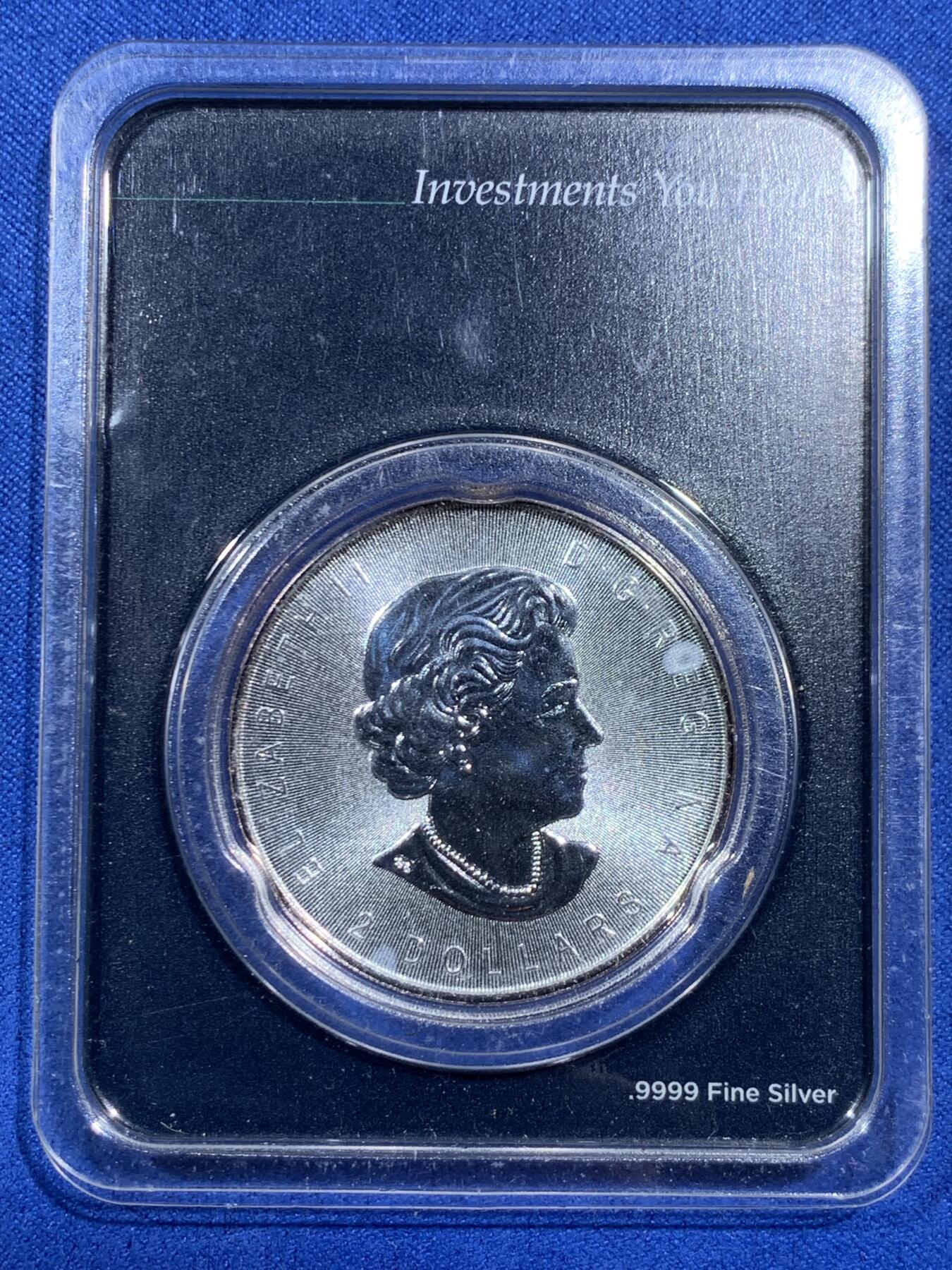 《竞宝斋》第474场 周日，周一 2场连拍 （全场包邮）欢迎送拍 加拿大2016年嚎叫的狼2加元银币 3/4盎司 23.3克 999银 纯银卡币