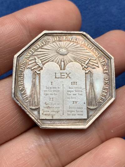 《竞宝斋》第474场 周日，周一 2场连拍 （全场包邮）欢迎送拍 - 法国里尔公证处八角银质代币 菲利普一世头像 18.7克 34.8mm 船首银标