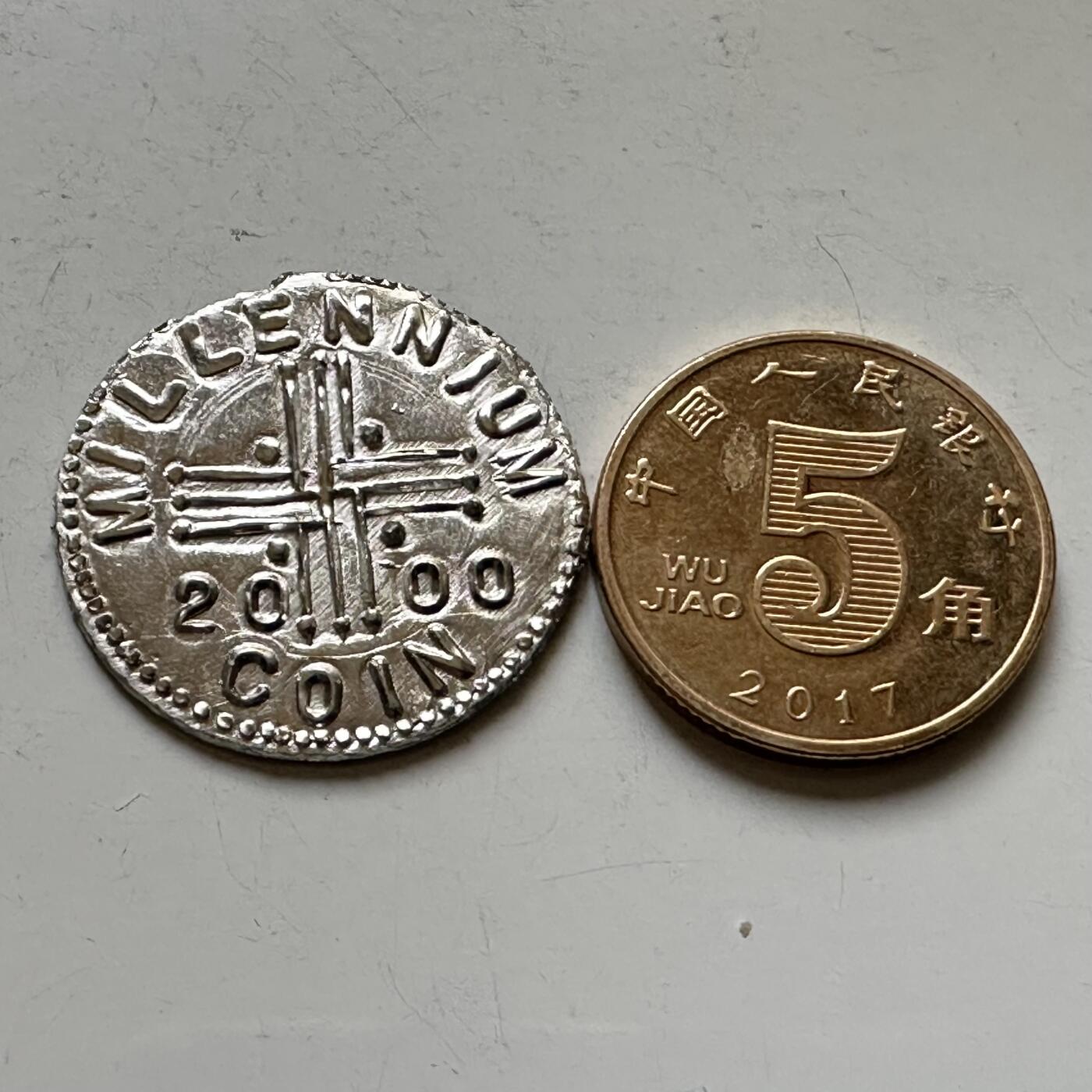 🌹外币初藏🌹🐯2026年第34场   每周二四六晚8️⃣点 接代拍 英国 2000年 圣玛丽教堂 千禧纪念锡镴代币 24毫米