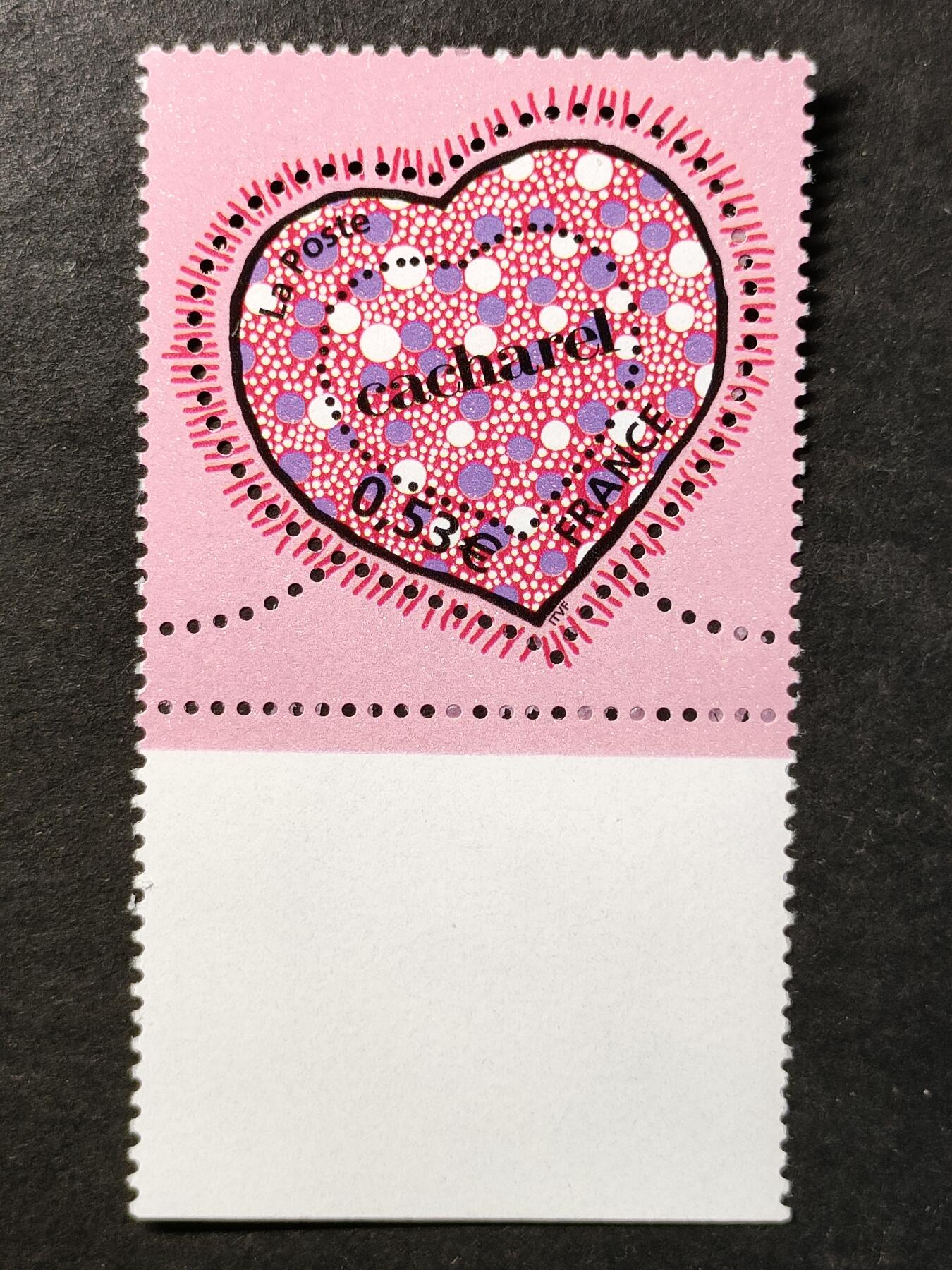 ↓君缘收藏769期☞钱币邮品↓无佣金、可寄存、满30元包邮  法国邮票，2005年情人节·巴黎时尚与香水品牌“卡夏尔”的心形图案邮票