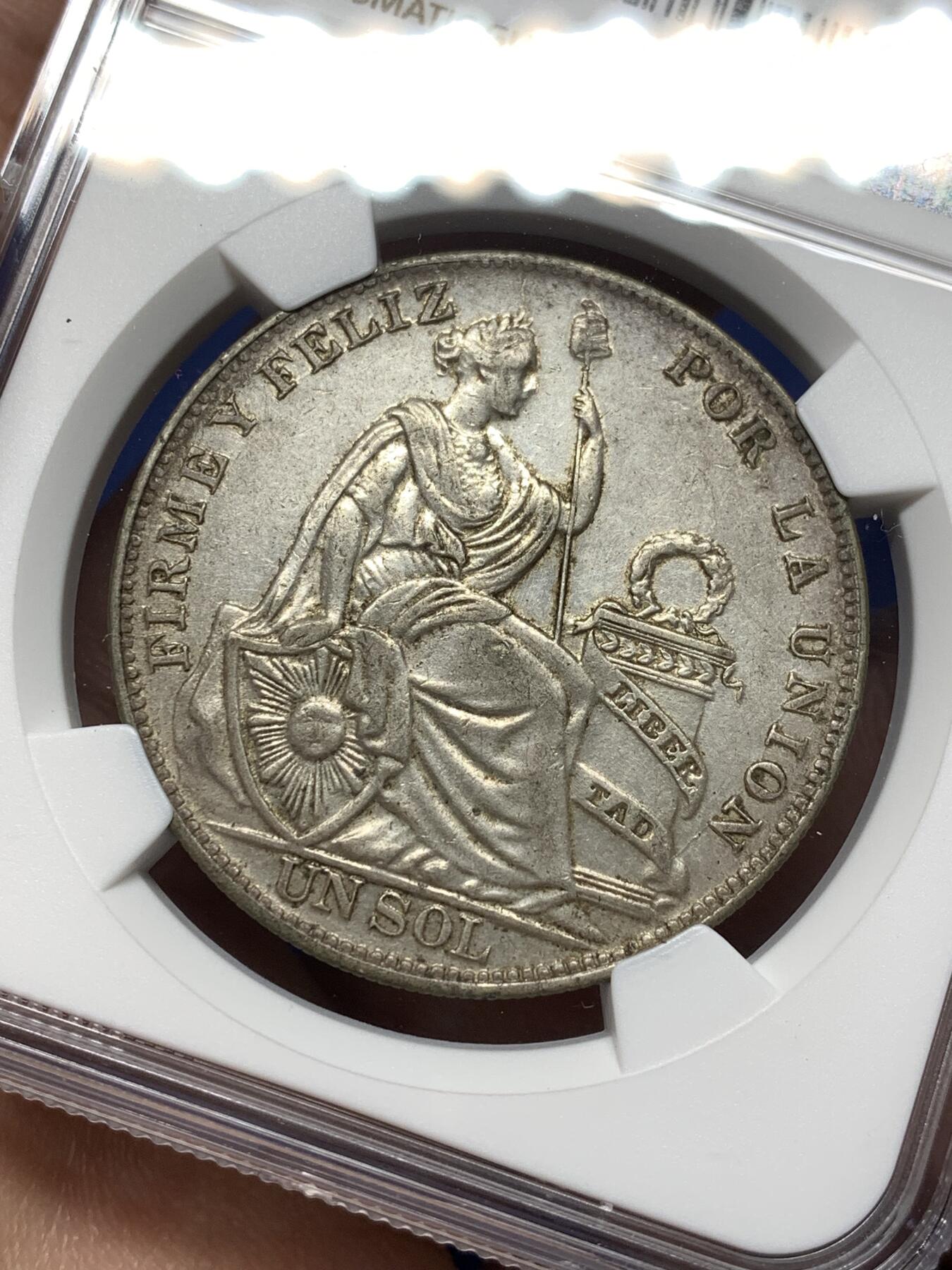 《竞宝斋》第474场 周日，周一 2场连拍 （全场包邮）欢迎送拍 NGC AU50 秘鲁1935年坐人女神1索尔银币