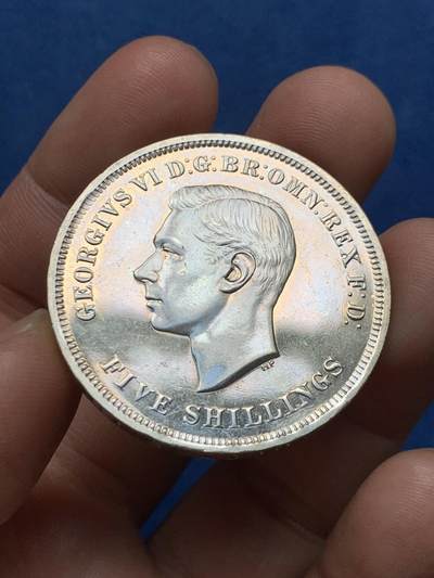 《竞宝斋》第474场 周日，周一 2场连拍 （全场包邮）欢迎送拍 - 1951年英国乔六镍马剑 最后一版流通的马剑 红盒 证盒齐全 底板光度优秀 好品