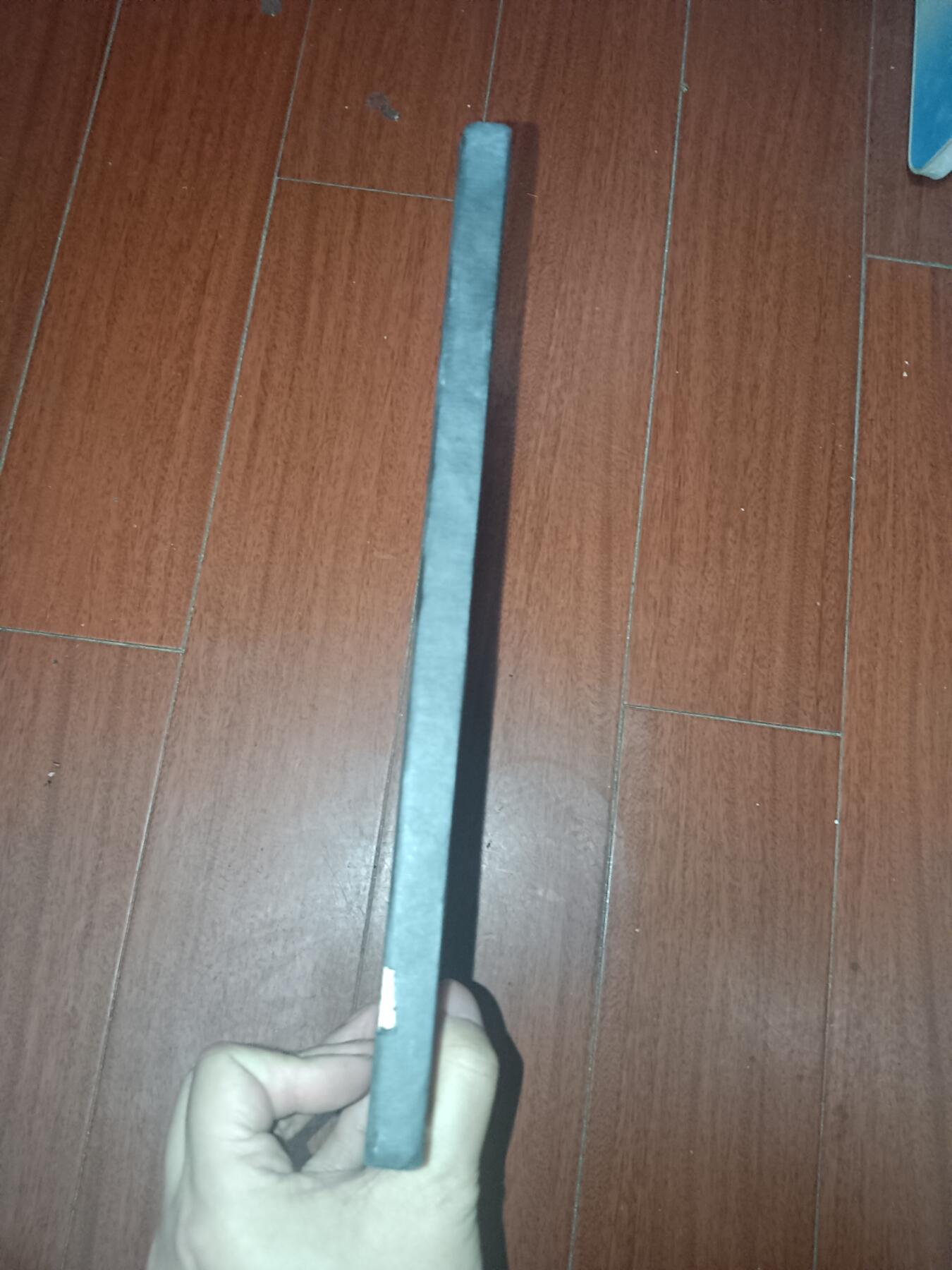 1987年德国杜塞尔多夫博物馆 黄胄德国展览精品画集
12开精装，黄胄画集，内容丰富，收录黄胄经典作品
品相还可以，封面边角有点旧痕，内页干净无写划
适合美术、艺术、黄胄爱好者收藏
