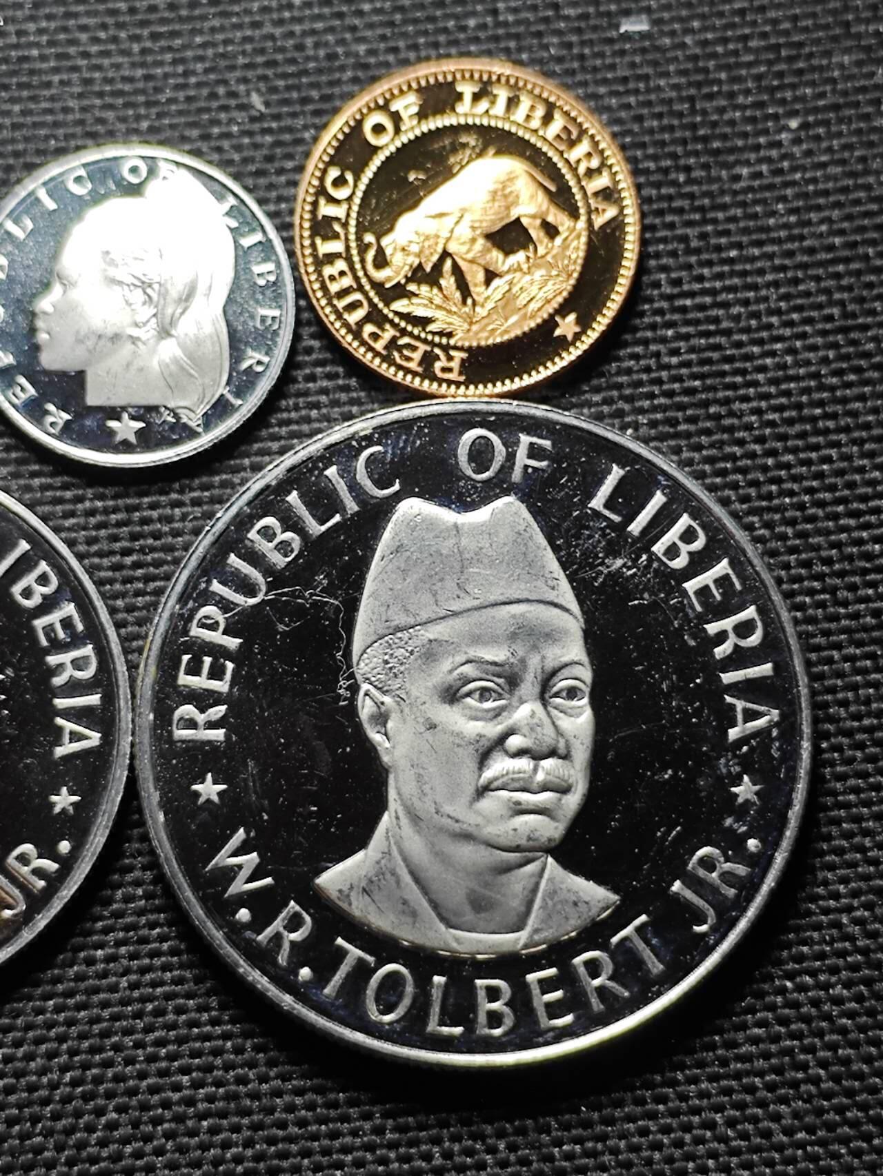 KK钱币收藏小铺   套币专场 2月预留时间 周末发货  1978利比里亚大小面值清年 精制套