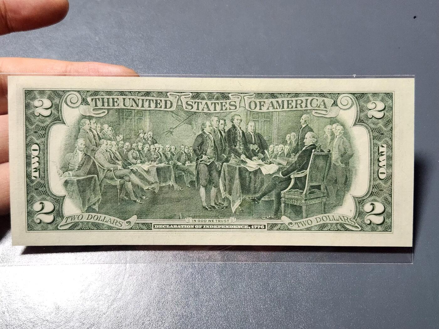 3月25号晚上8点 外国纸币自动截拍第45场 美国2美元 加贴 全新 极少