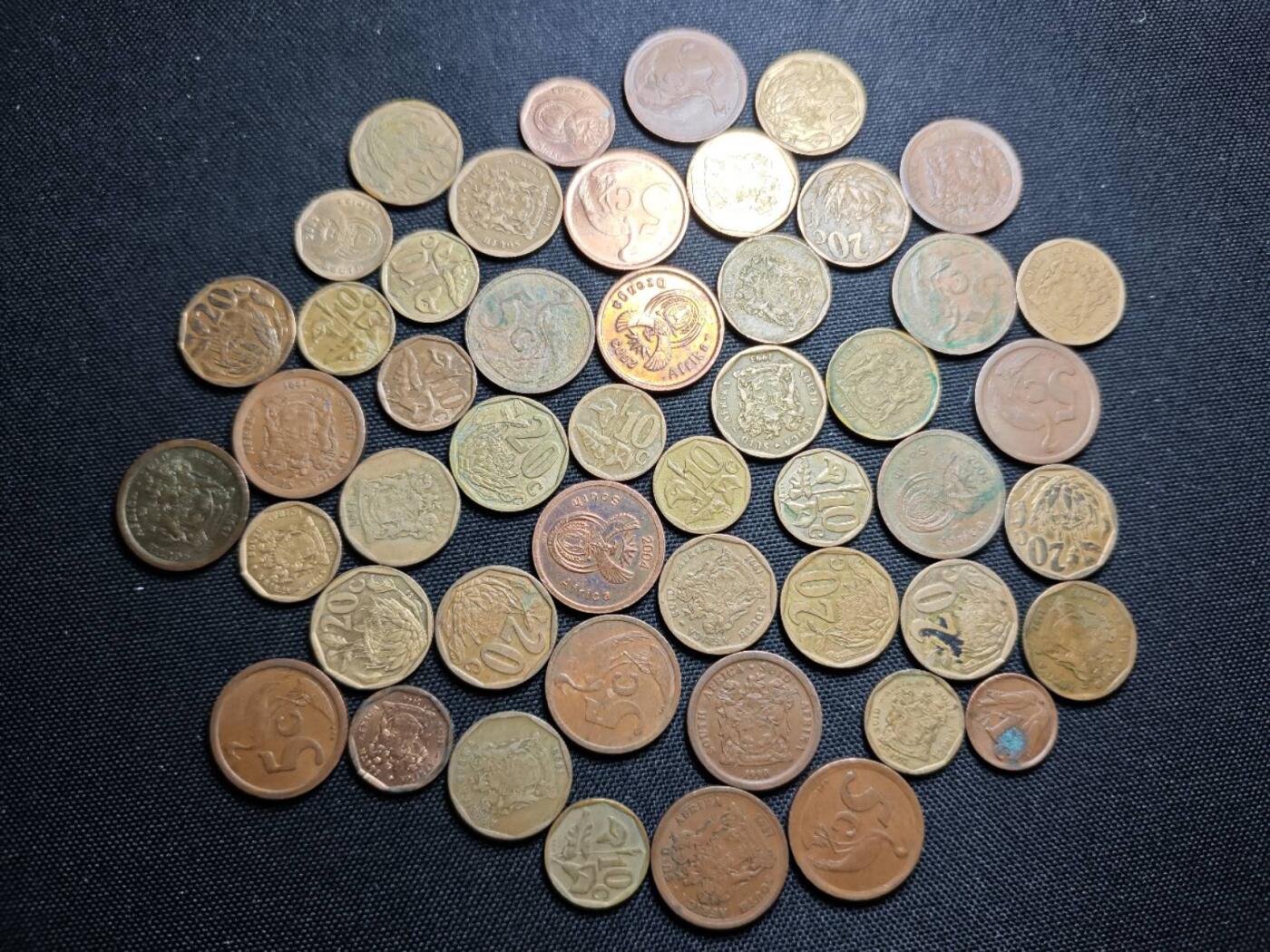 KK钱币收藏小铺   套币专场 2月预留时间 周末发货  南非大小面值一组49枚