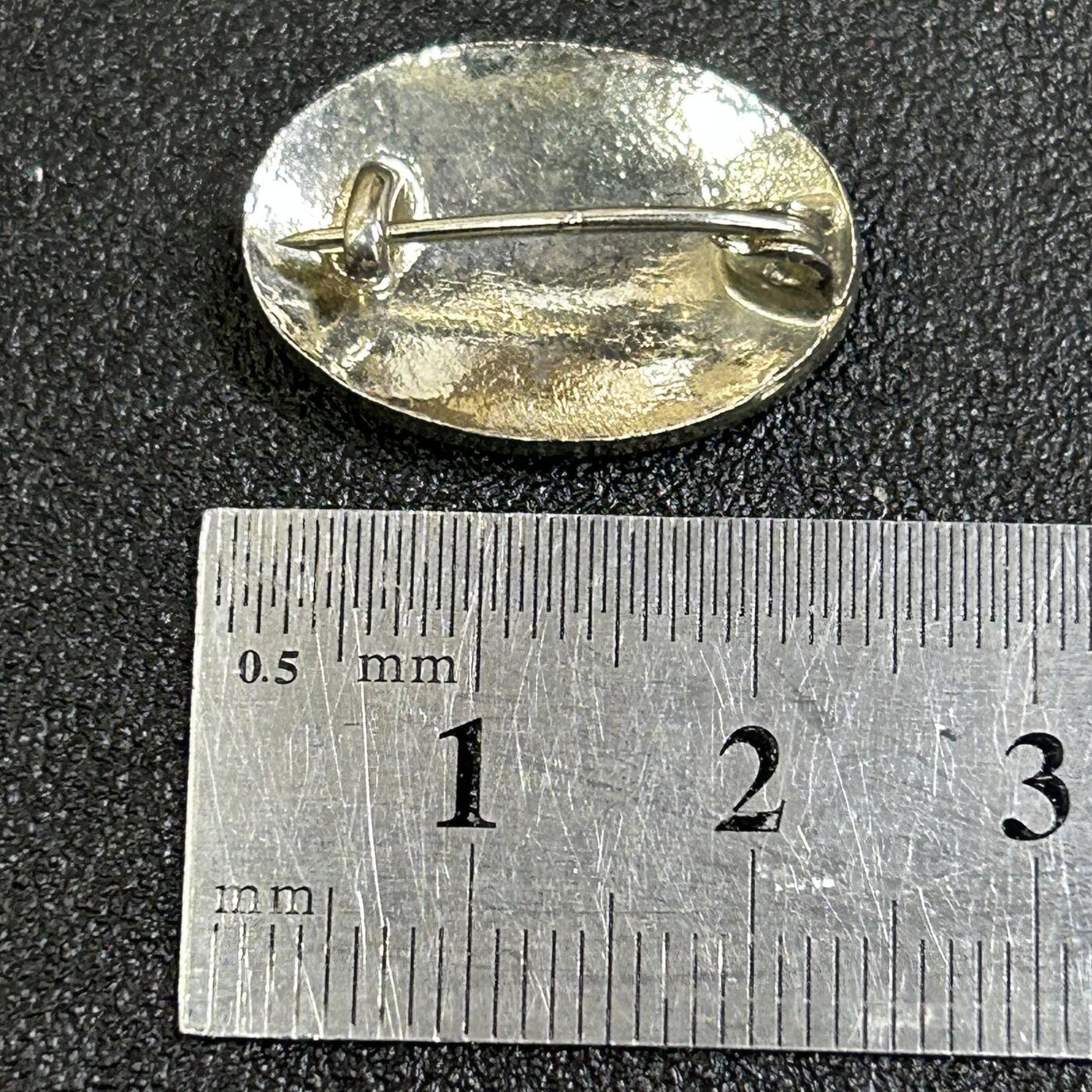 西秦中古拍卖第八十一期  泰国诗琳通公主皇家胸针纪念章