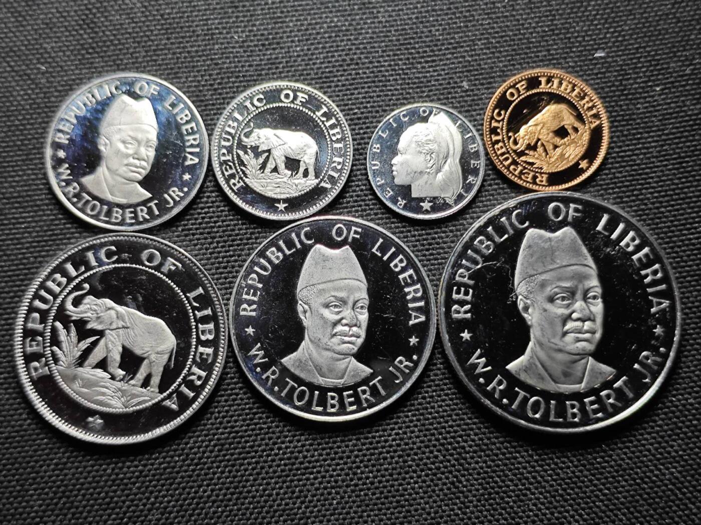 KK钱币收藏小铺   套币专场 2月预留时间 周末发货  1978利比里亚大小面值清年 精制套