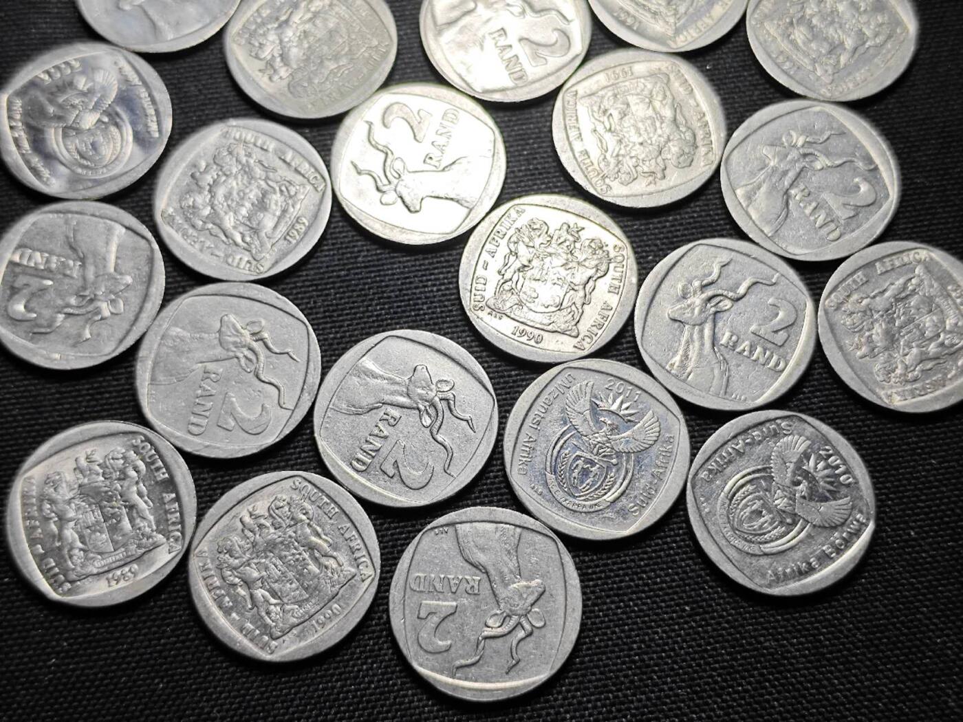 KK钱币收藏小铺   套币专场 2月预留时间 周末发货  南非2兰特一组24枚