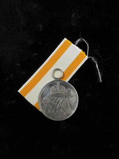 戎马世界章牌大赏，第113期 - 普鲁士二级军事荣誉奖章，银制，绶带新配