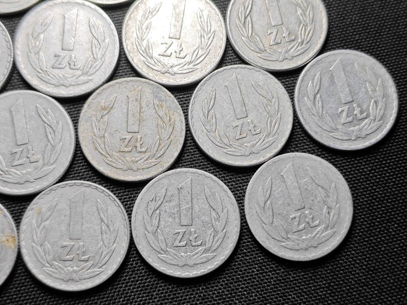 KK钱币收藏小铺   套币专场 2月预留时间 周末发货  波兰1兹罗提一组22枚