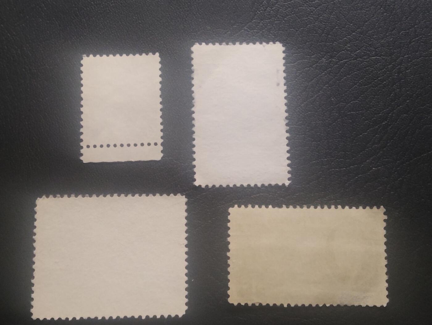 荟藏特别场次第十一期——“邮通万国花纸头”（价格低至0.1元） 美国人物纪念票信销四张