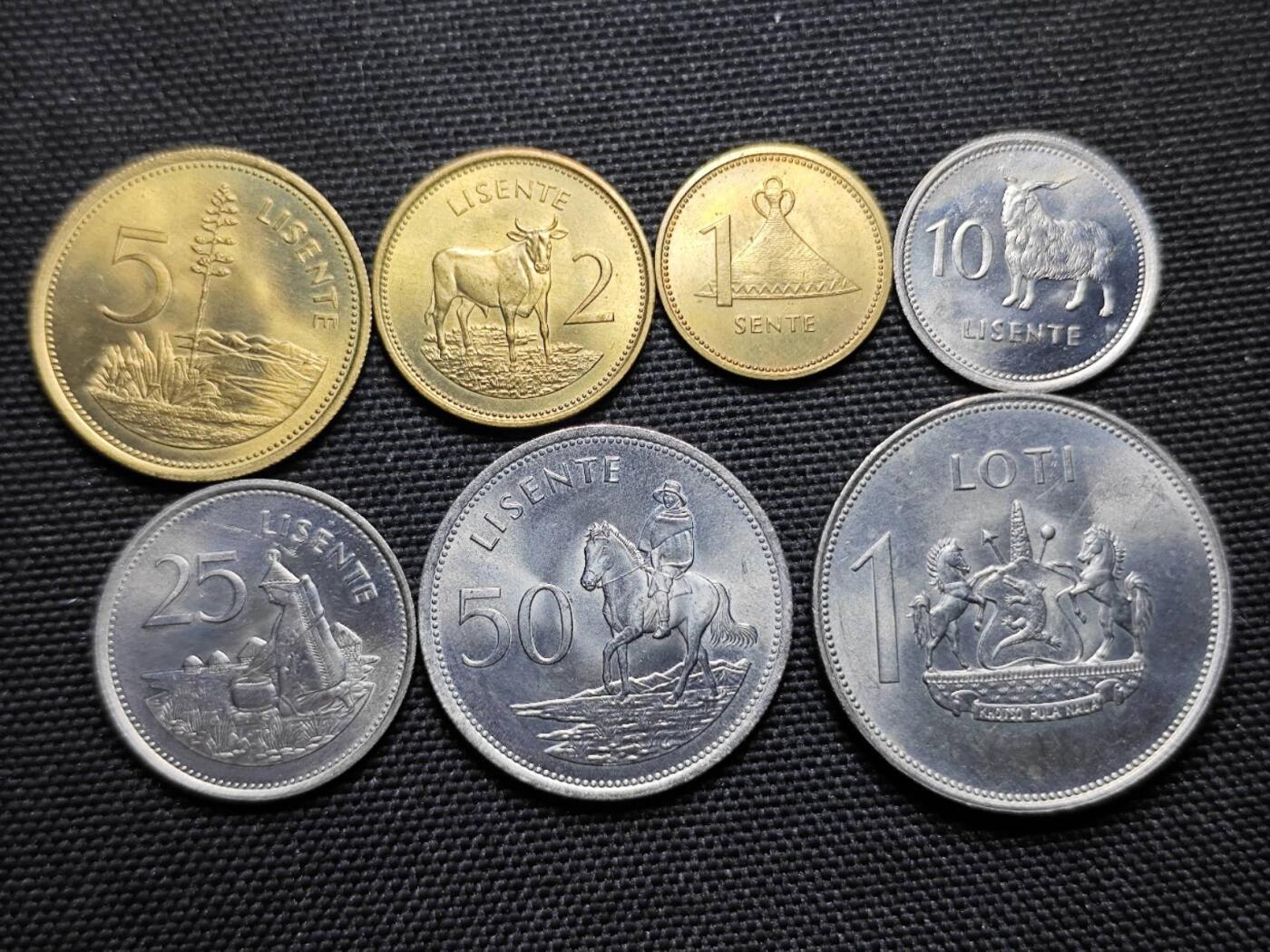 KK钱币收藏小铺   套币专场 2月预留时间 周末发货  莱索托大小面值清年一套