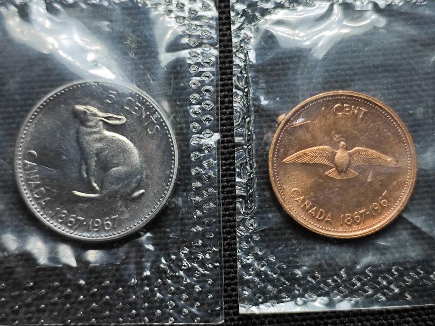 KK钱币收藏小铺   套币专场 2月预留时间 周末发货  1967加拿大建国200周年纪念1/5分 精制币 原塑封