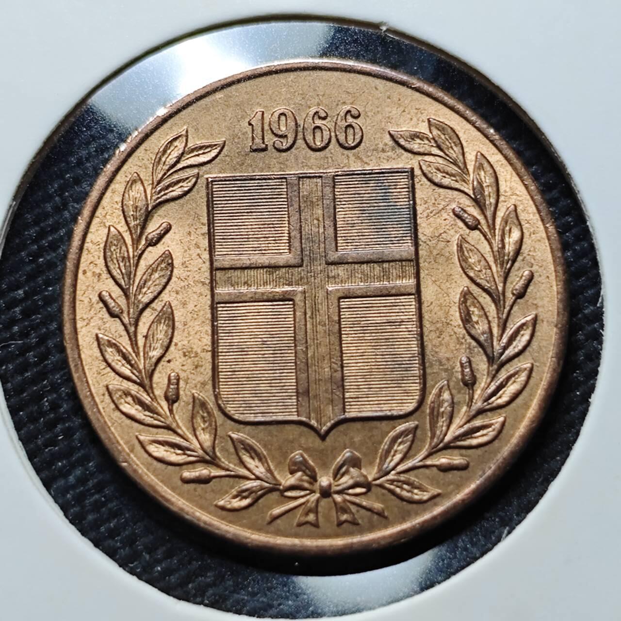 KK钱币收藏小铺  第406期 2月预留时间 周末发货  1966冰岛5克朗 好品