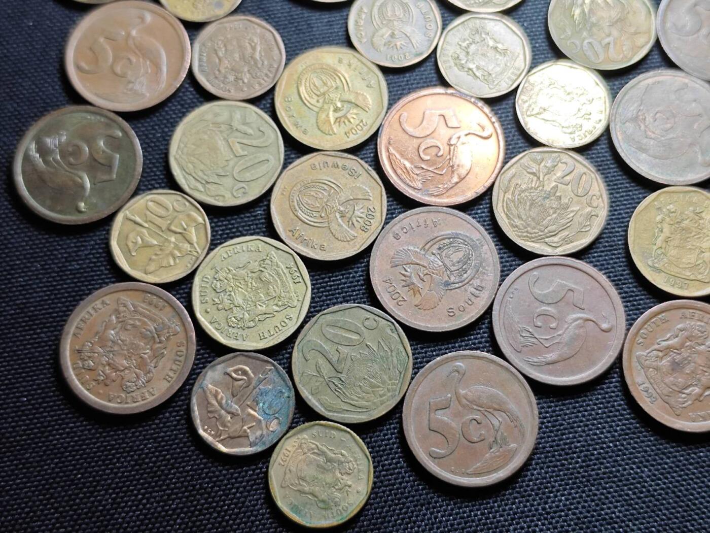 KK钱币收藏小铺   套币专场 2月预留时间 周末发货  南非大小面值一组49枚