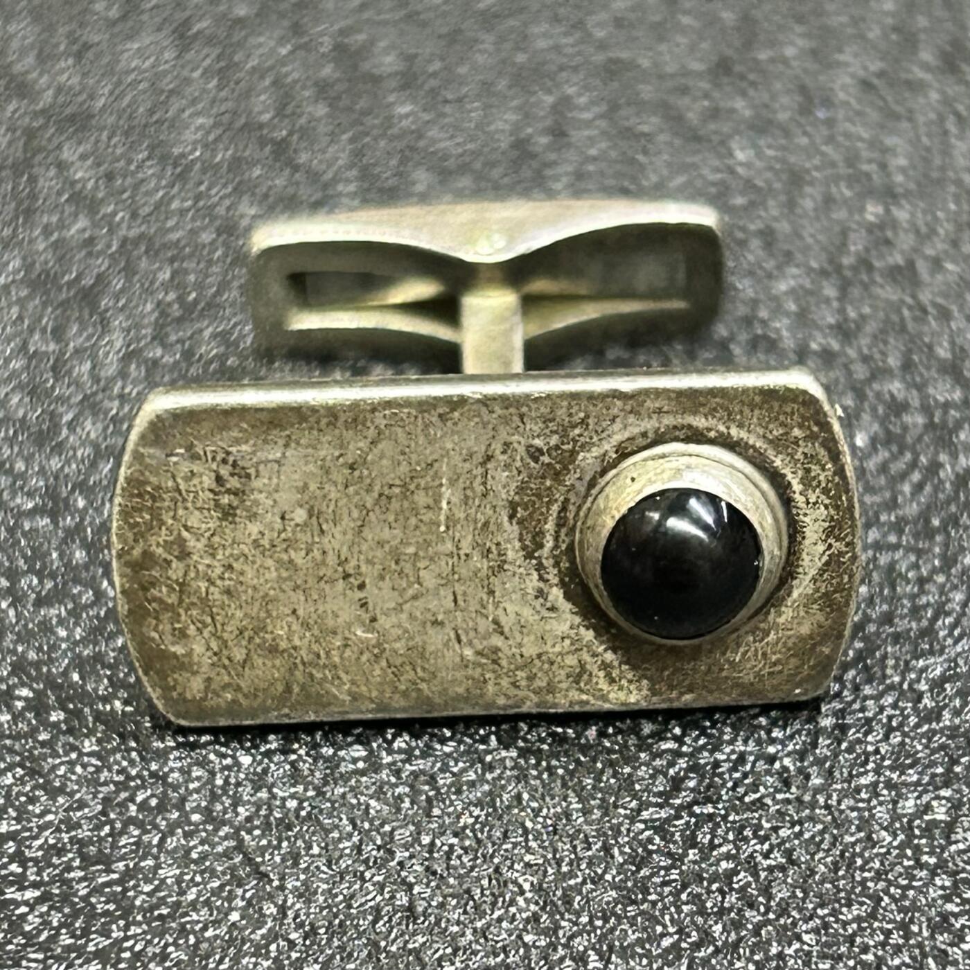 西秦中古拍卖第八十一期  海外回流纯银袖扣 有银标 重5.7克