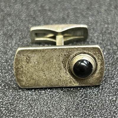 西秦中古拍卖第八十一期  - 海外回流纯银袖扣 有银标 重5.7克