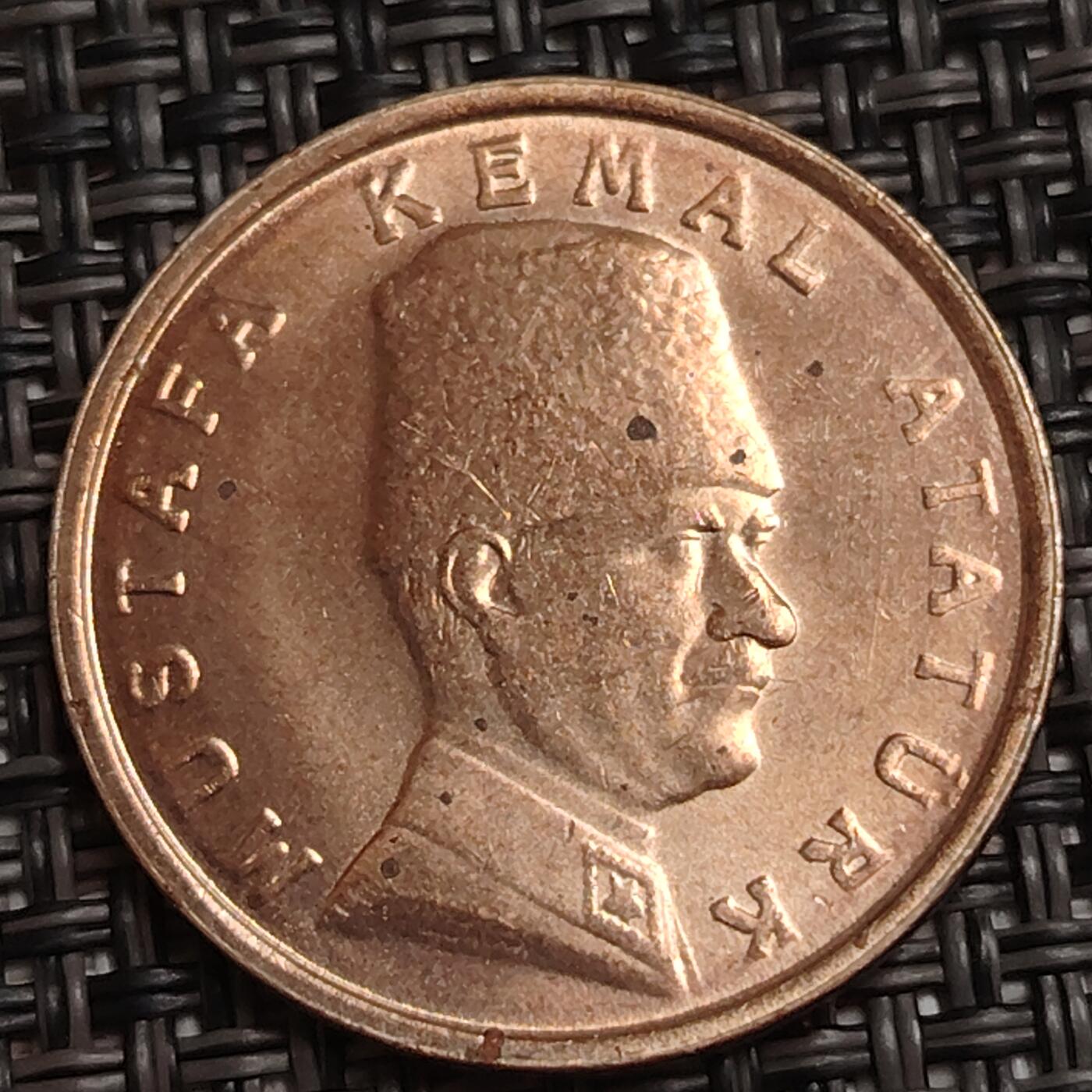 布加迪🐬～世界钱币(上海)🌾第 283 期 /  各国套币和散币 土耳其🇹🇷 1999年 100000里拉