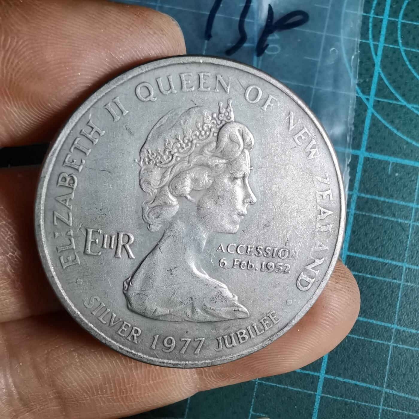 沼泽如烟--第1033场 新西兰1977年一元纪念币