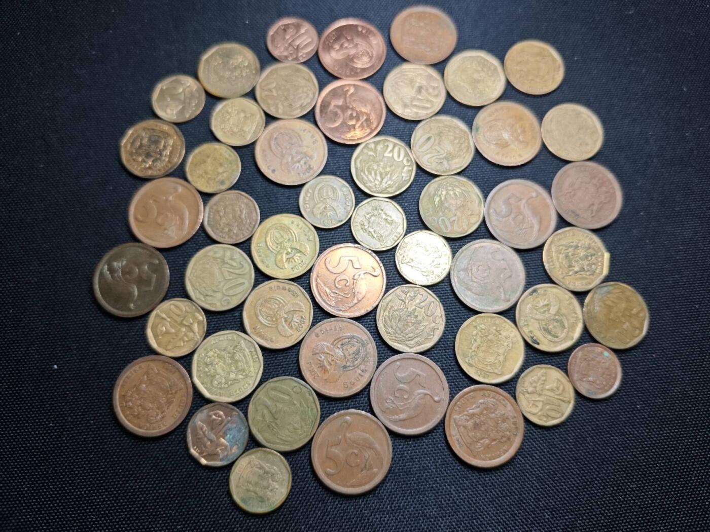 KK钱币收藏小铺   套币专场 2月预留时间 周末发货  南非大小面值一组49枚