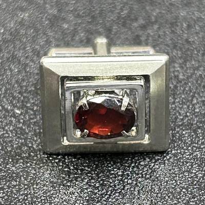 西秦中古拍卖第八十一期  - 海外回流纯银镶嵌袖扣 有银标 重6.2克